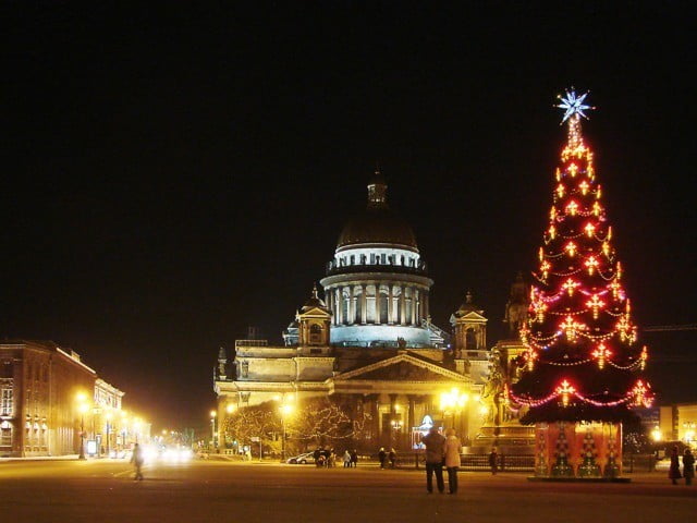 Новогодние туры 2012 в Санкт Петербург
